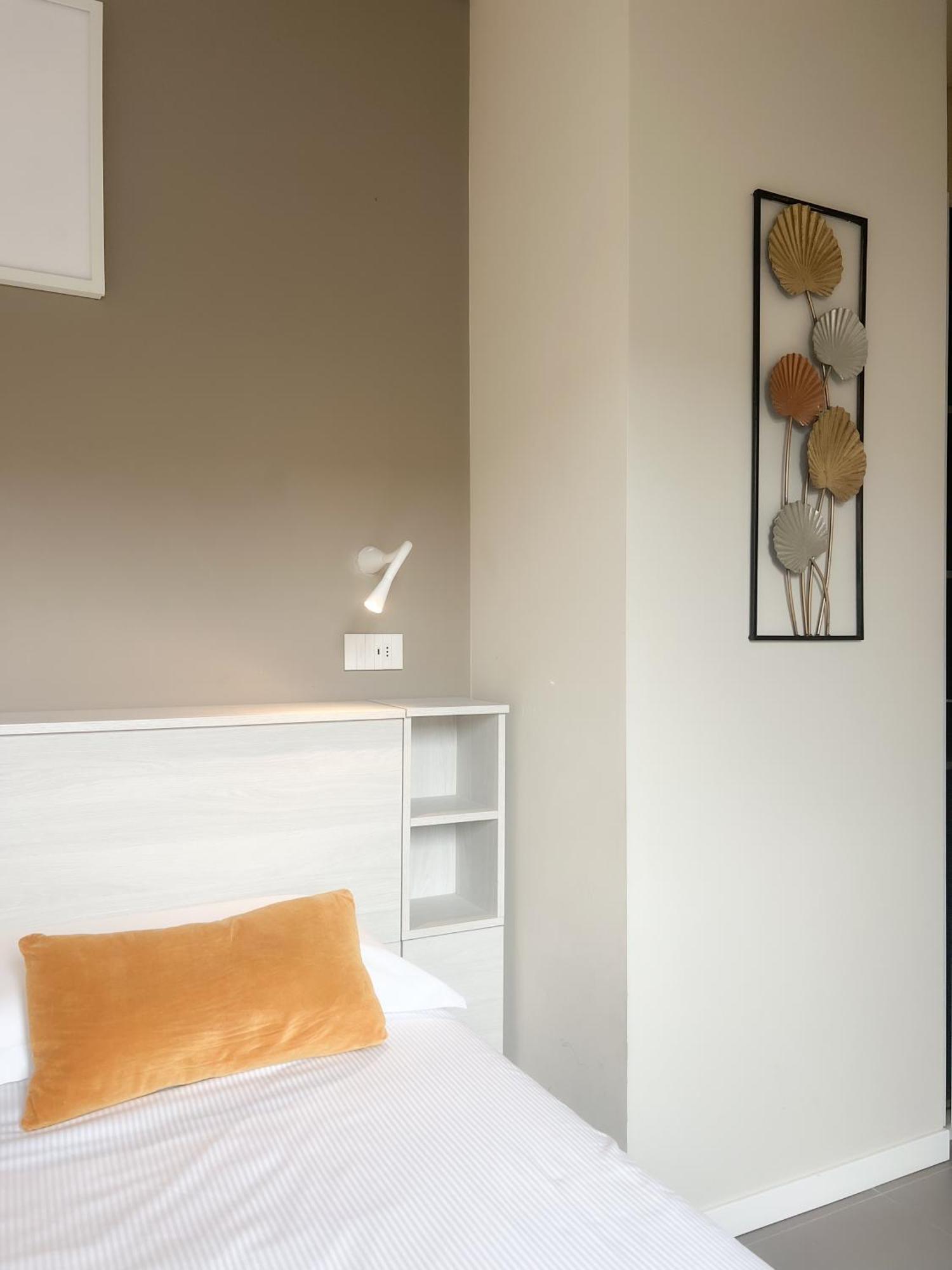 Comecasa 10 Minutes Walk From Duomo 2 Bedroom Apartment Мілан Екстер'єр фото