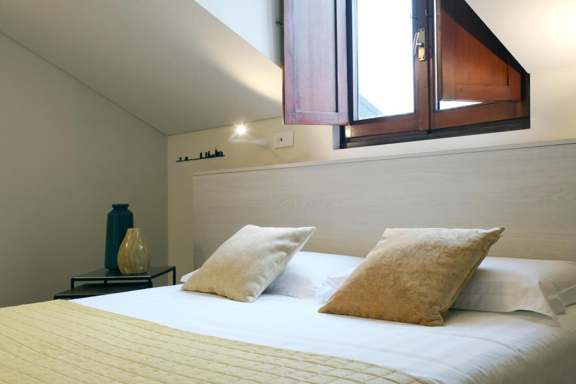 Comecasa 10 Minutes Walk From Duomo 2 Bedroom Apartment Мілан Екстер'єр фото